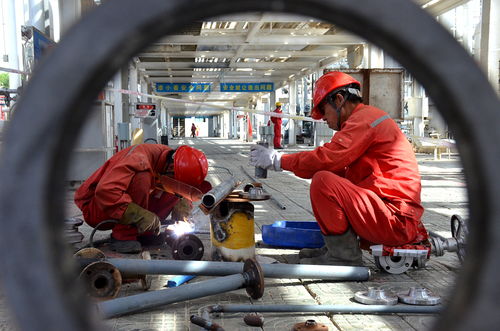 中石化西北油田分公司采油三廠 加快檢修進度助投產(chǎn)